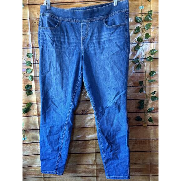 Torrid Size 2R Feel The Fit Lean Jean High Rise Pull On Super Soft Denim Skinny - Picture 1 of 8